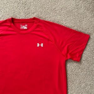 Men’s Under Armour tshirt